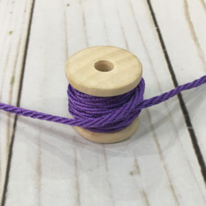 Cordón de rayón mediano violeta